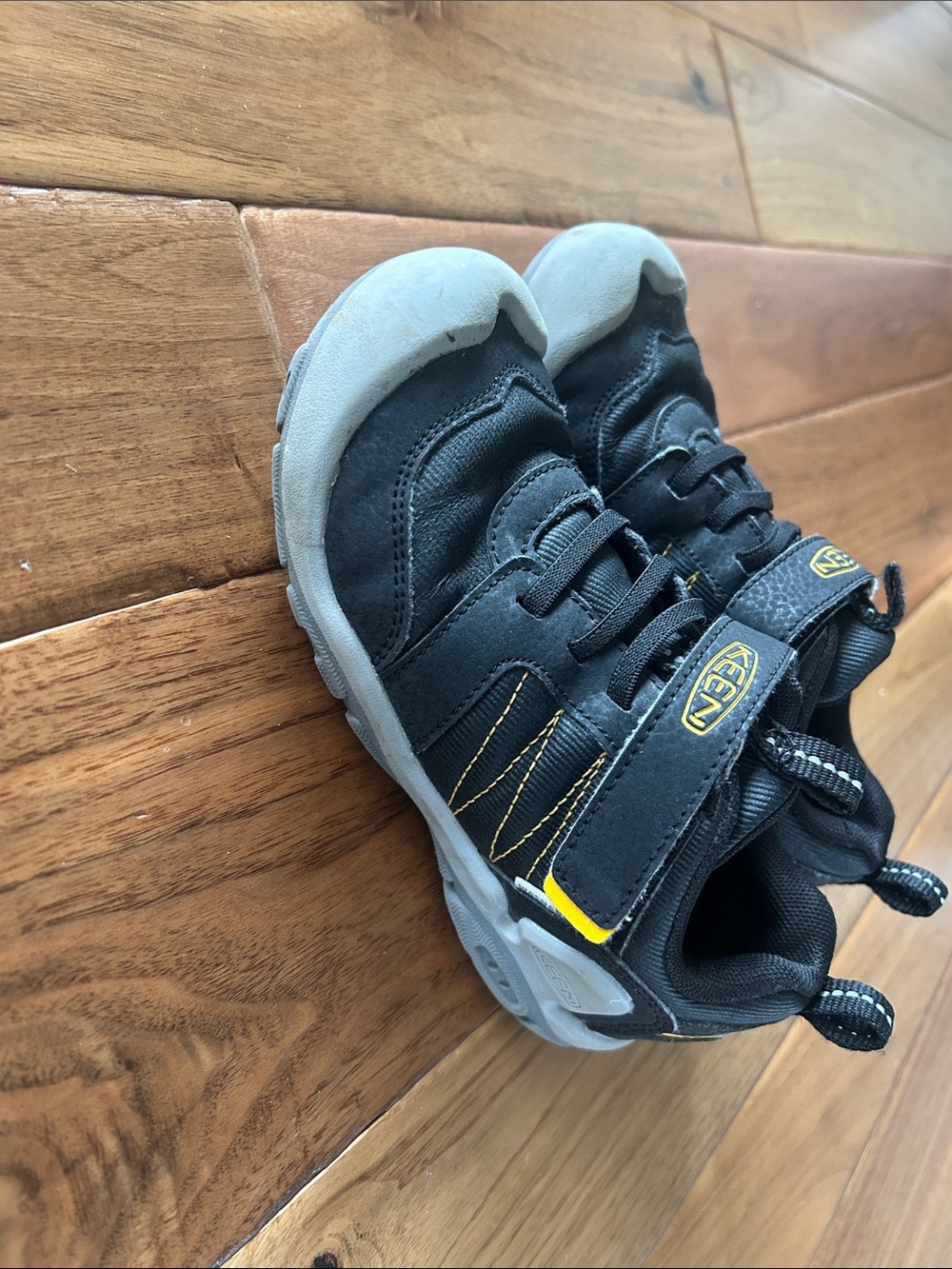 Keen Kids Black and White Sneakers with Yellow Stitching
